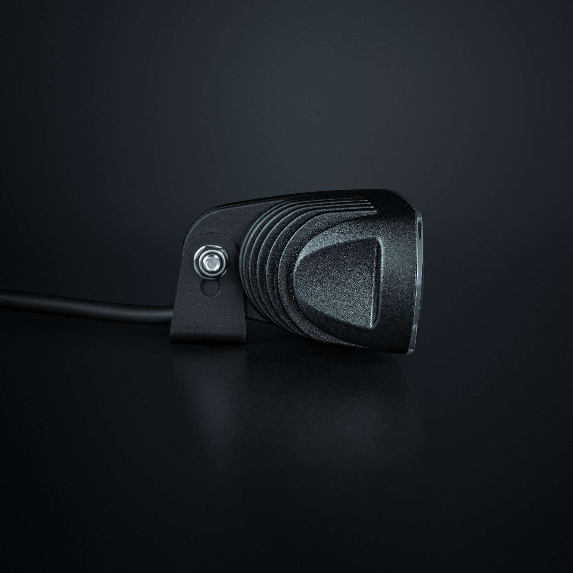 Strands NUUK E-LINE BLACK R 13W