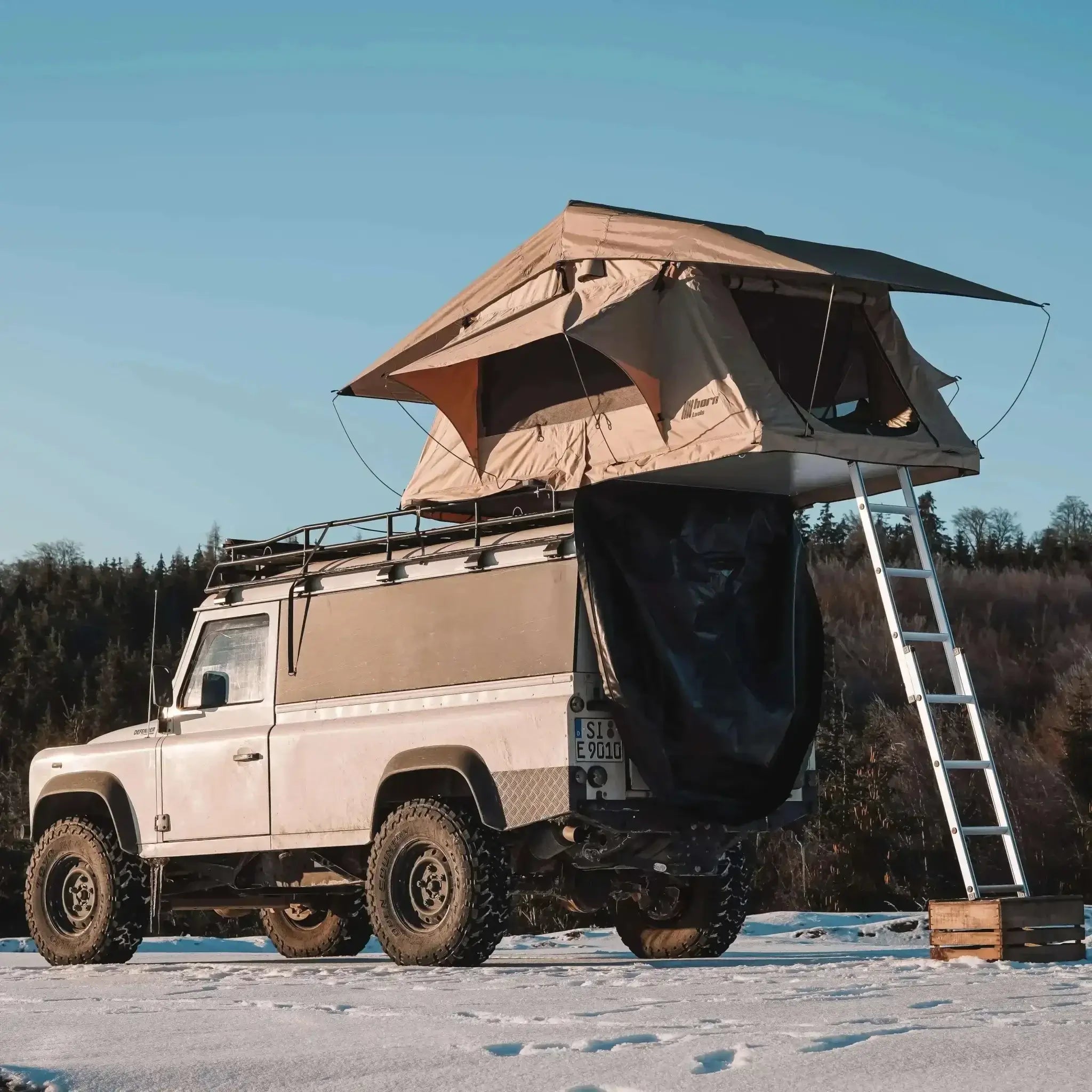Trapper Joe roof tent